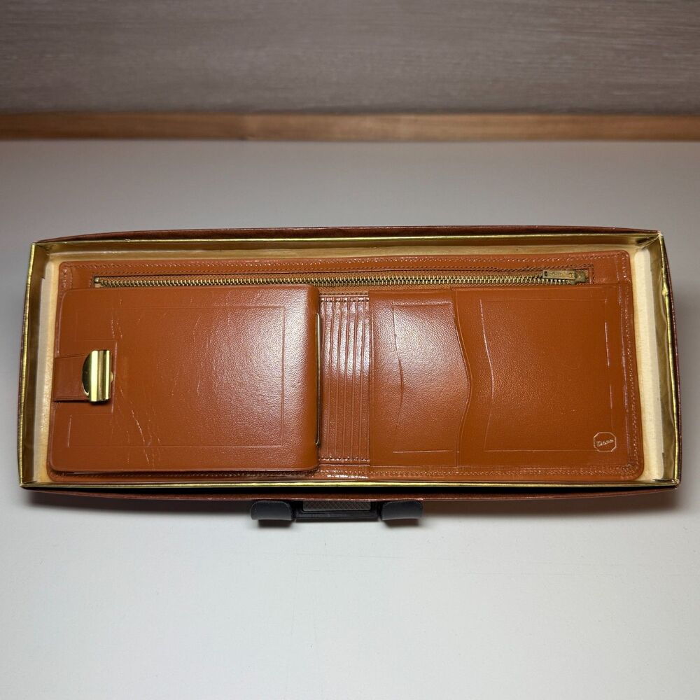 VINTAGE DOPP LEATHER WALLET